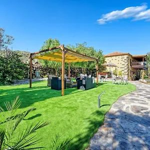 https://hotel-rural-la-correa-del-almendro.in-canary-islands.com