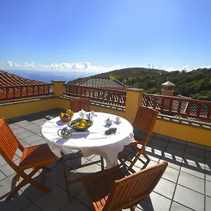 Emiliana Сasa de vacaciones